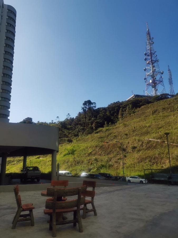 5-6 Pax Family Room Skyview Homestay, Golden Hills Resort Genting Highlands Exterior foto